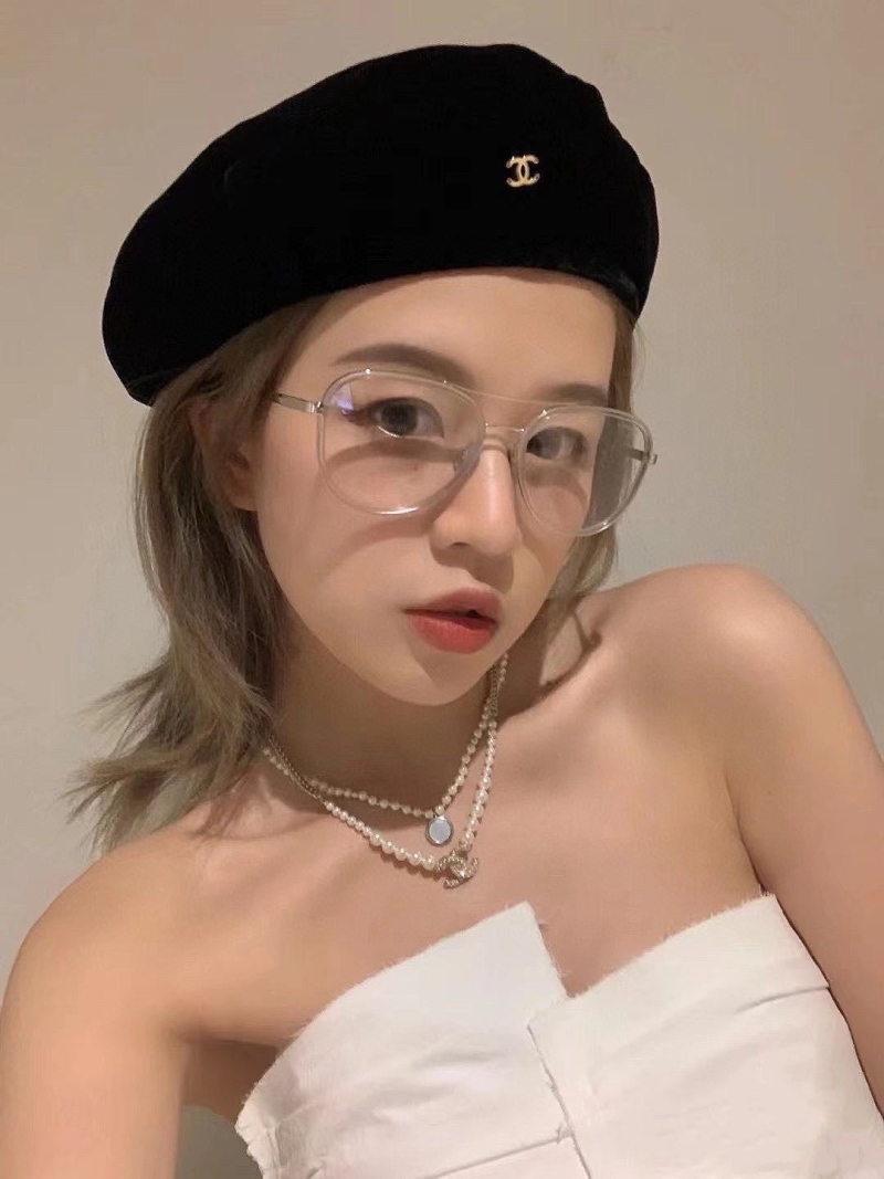 Ch**el necklaces